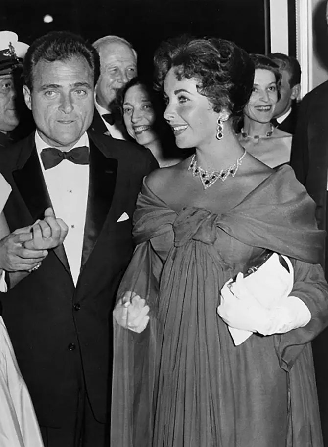 Elizabeth Taylor s Cartier Rubies The Beau Monde