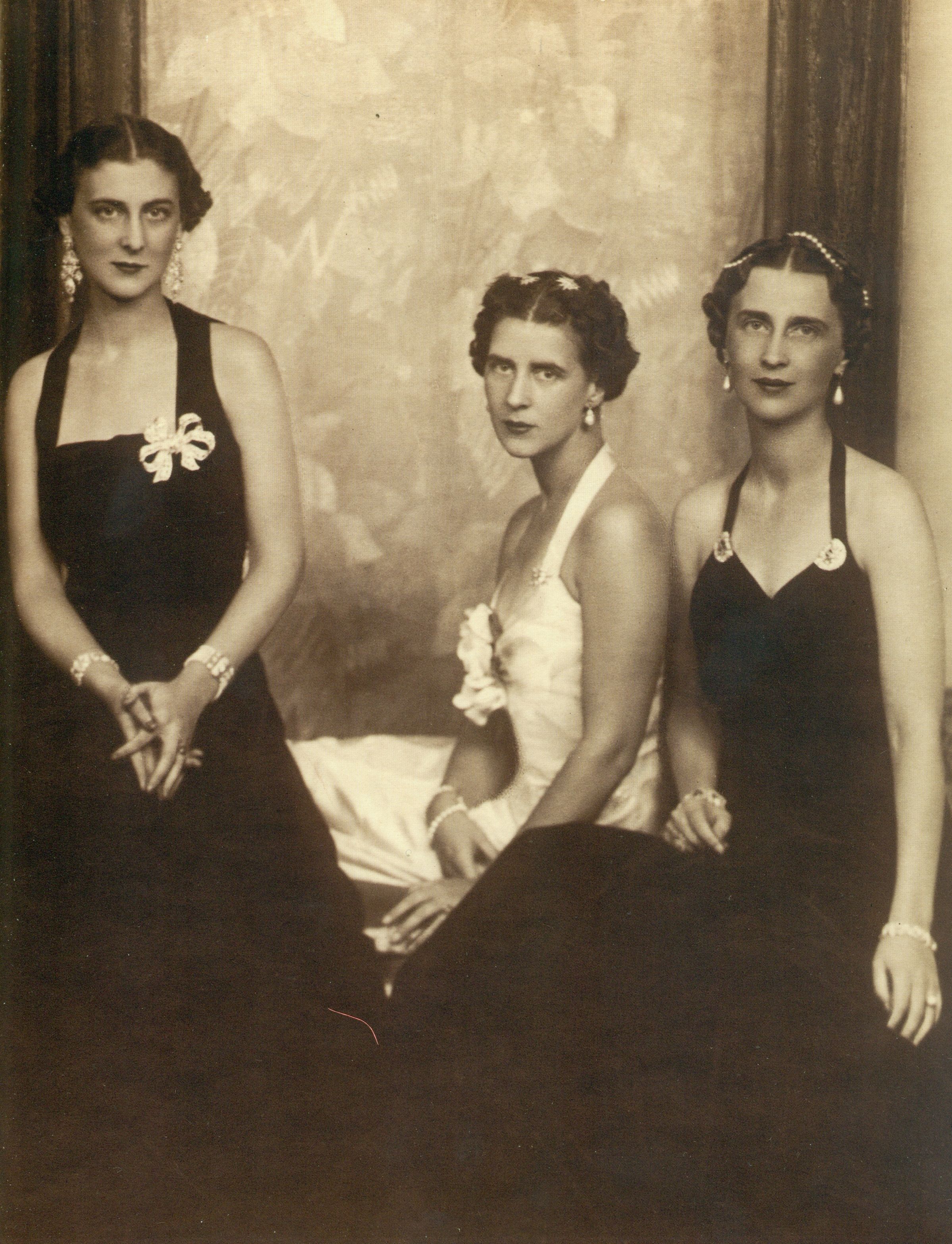 Princess Marina's Diamond Bow Brooch -Princess Marina, Princess Elisabeth and Princess Olga