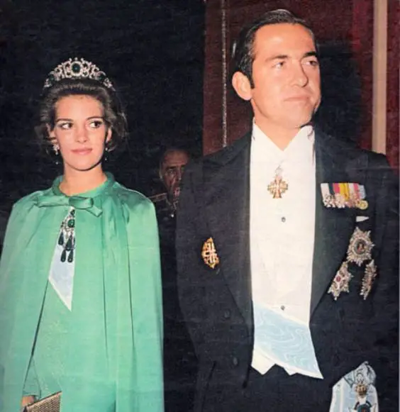 The Greek Royal Emeralds - The Beau Monde